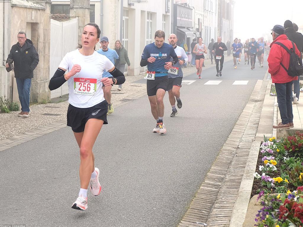 ការវិចារ និង វិភាគព្រឹត្តិការណ៍និងប្រកួត